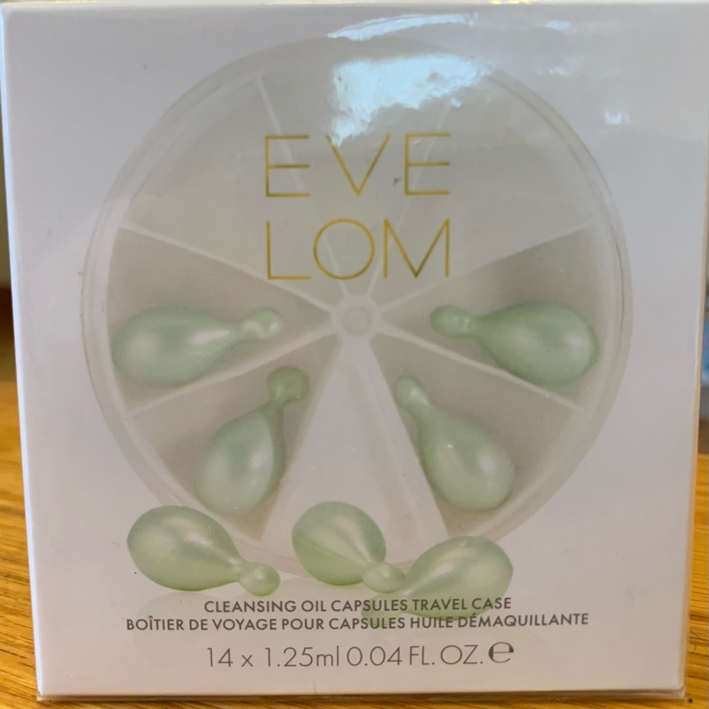 EVE LOM Cleansing Oil Capsules in a travel case- NEW